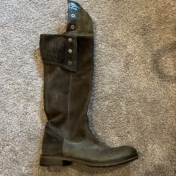 Barney's CoOp olive green suede riding boots in size 7.5 - Picture 7 of 10